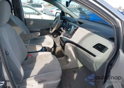 2011 Toyota Sienna Le V6 from USA, damaged, VIN 5TDKK3DC9BS113308